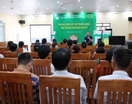Ông Nguyễn Kim Sơn - Giám đốc Công ty TNHH Hồng Thành phát biểu tại Hội nghị ngày 14/5/2019