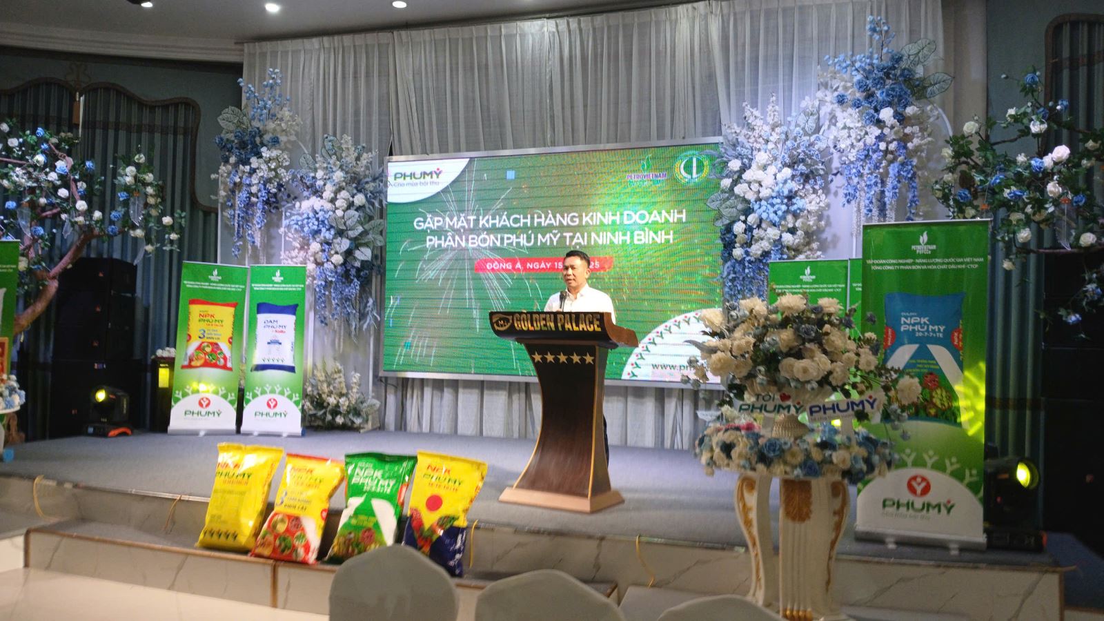 Công ty Cổ phần Phân bón và Hóa chất Dầu khí miền Bắc (PVFCCo - PMB) phối hợp với các Nhà phân phối tổ chức chuỗi chương trình “Gặp mặt khách hàng kinh doanh phân bón Phú Mỹ” tại Thanh Hóa, Ninh Bình, Hải Phòng, Hưng Yên, Bắc Ninh, Hà Nội và Sơn La.