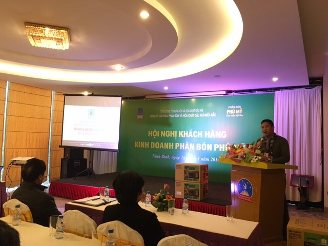 PVFCCo North phối hợp với Nhà phân phối tổ chức thành công “Hội nghị khách hàng kinh doanh phân bón Phú Mỹ” tại Ninh Bình.